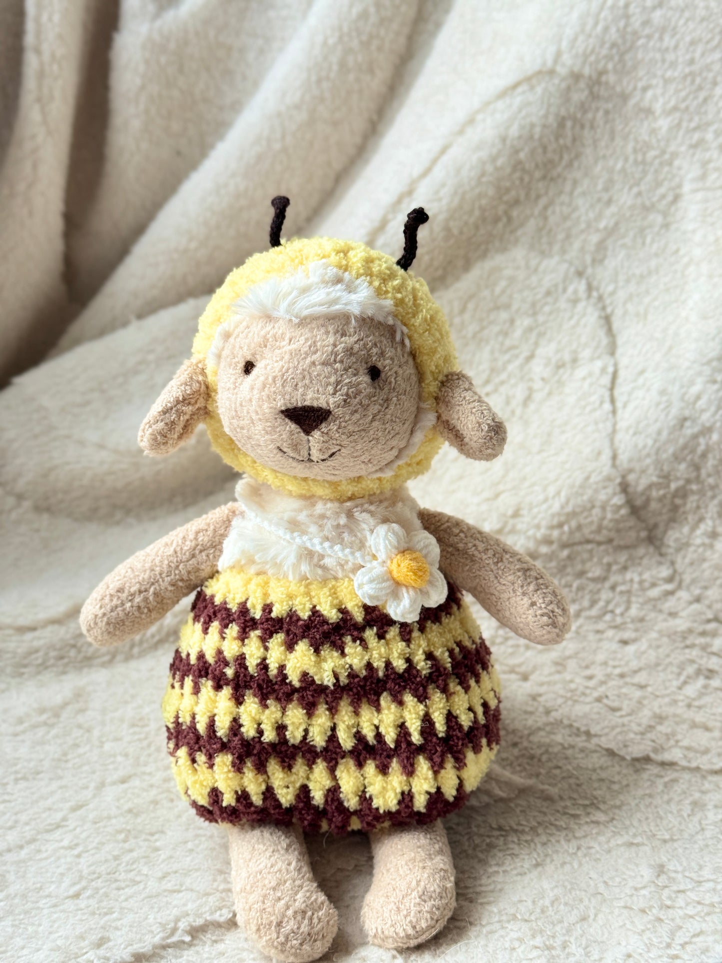 Crochet Bumble Bee Outfit for Jellycat Lollie Lamb