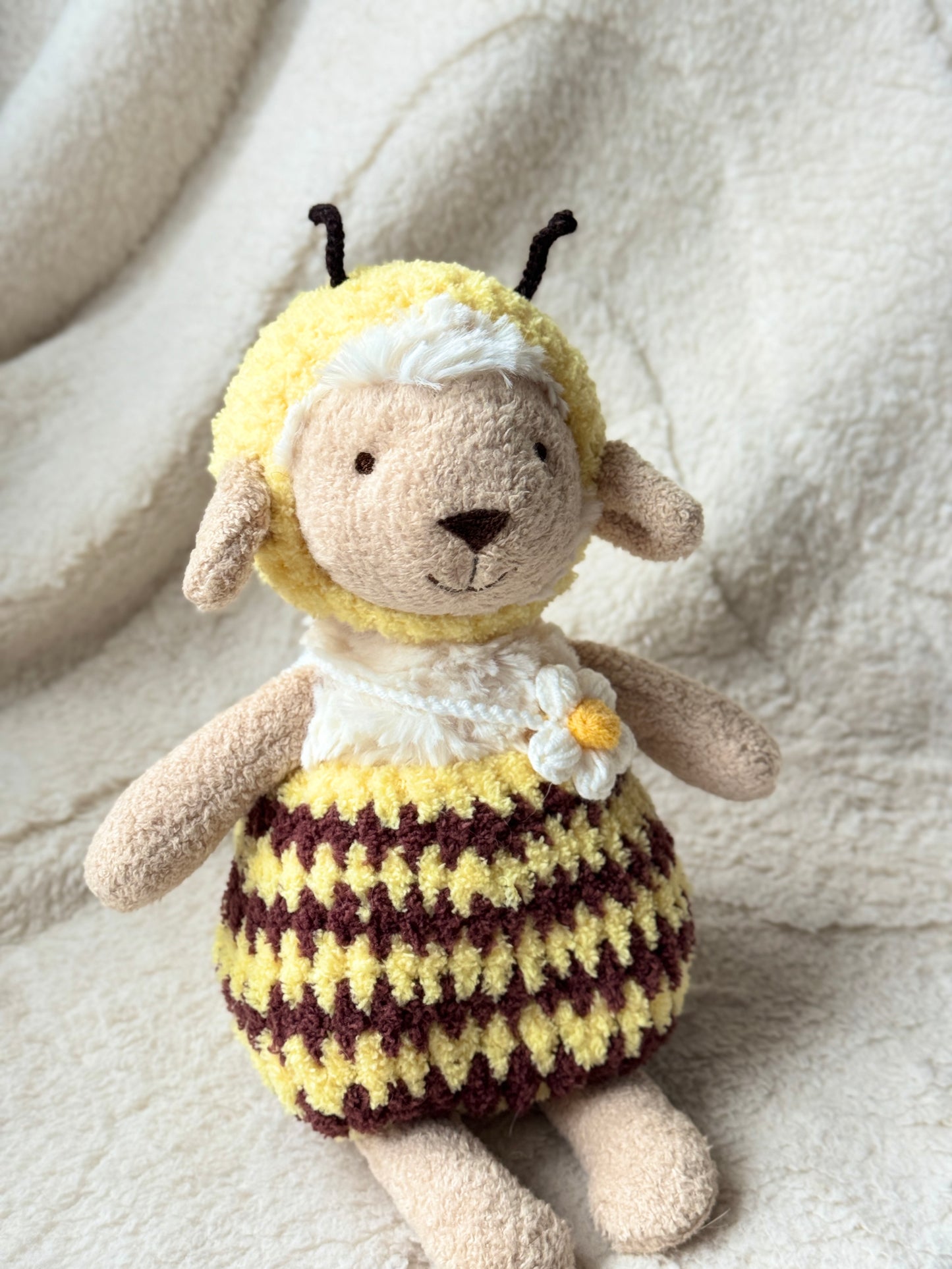 Crochet Bumble Bee Outfit for Jellycat Lollie Lamb