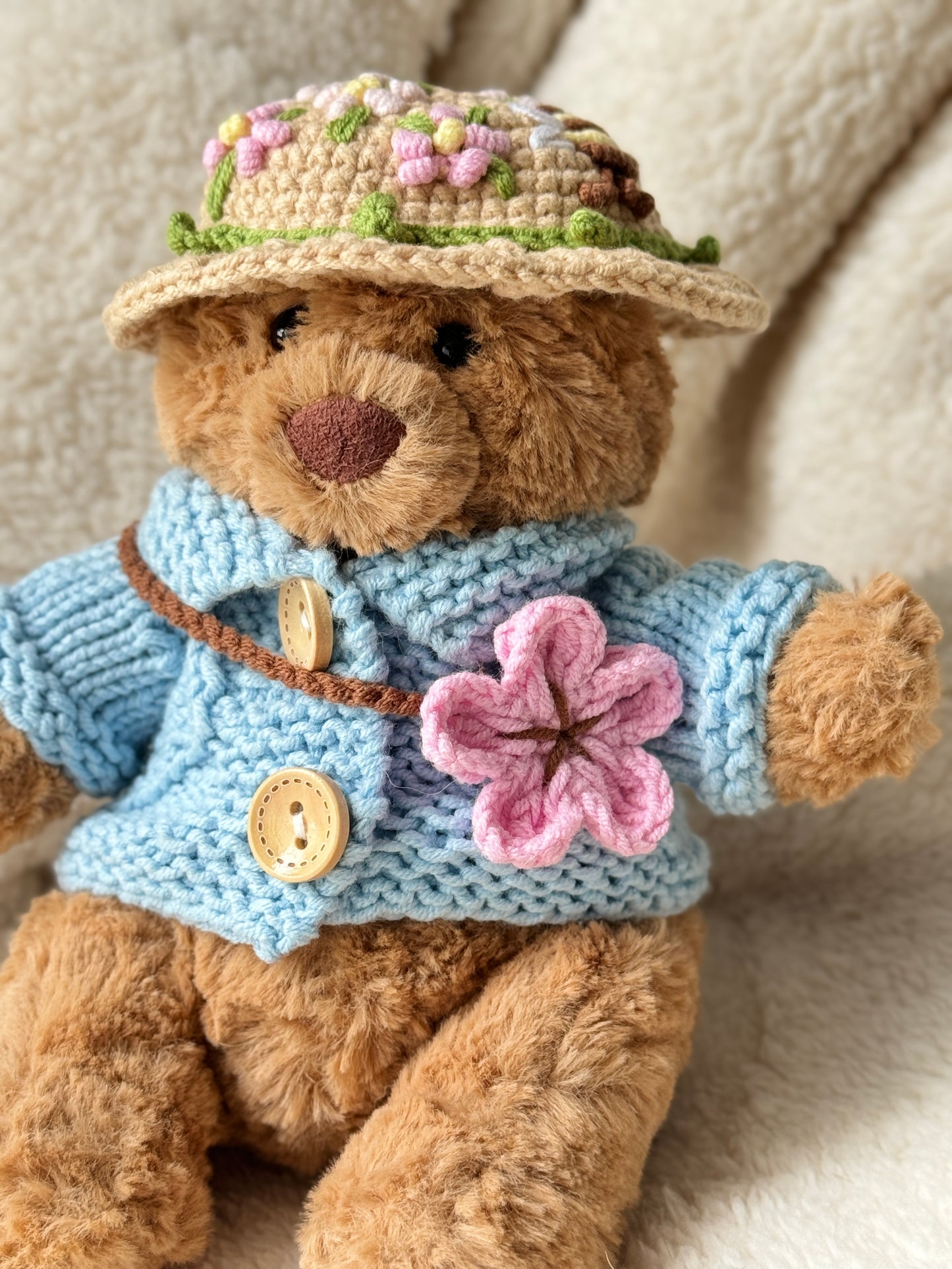 Spring Blossom Crochet Outfit Set for Jellycat Bart Bear – Hat & Floral Accessory