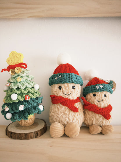 Christmas Beanie and Scarf for Keychain Peanut